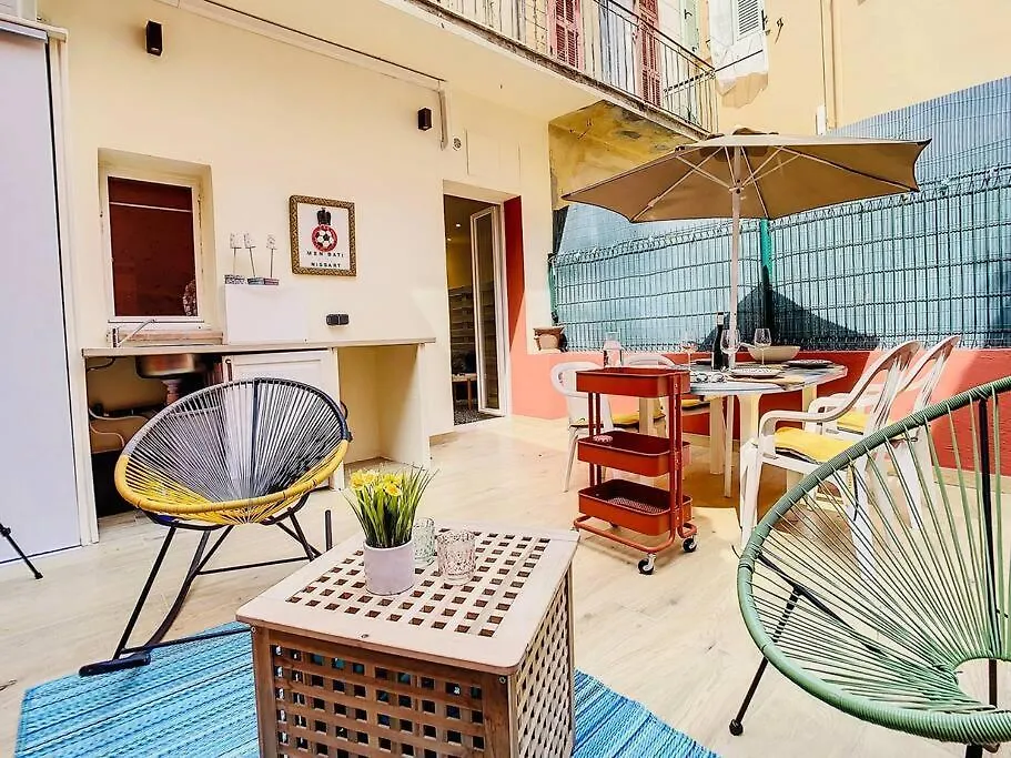 Appartement Terrasse Proche Port Et Plages De Nice France